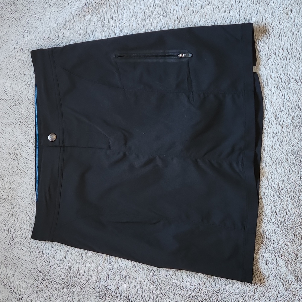 Columbia athletic skirt skort size 6 black omni shield